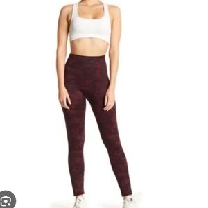 New SPANX Dark Red Camo Leggings